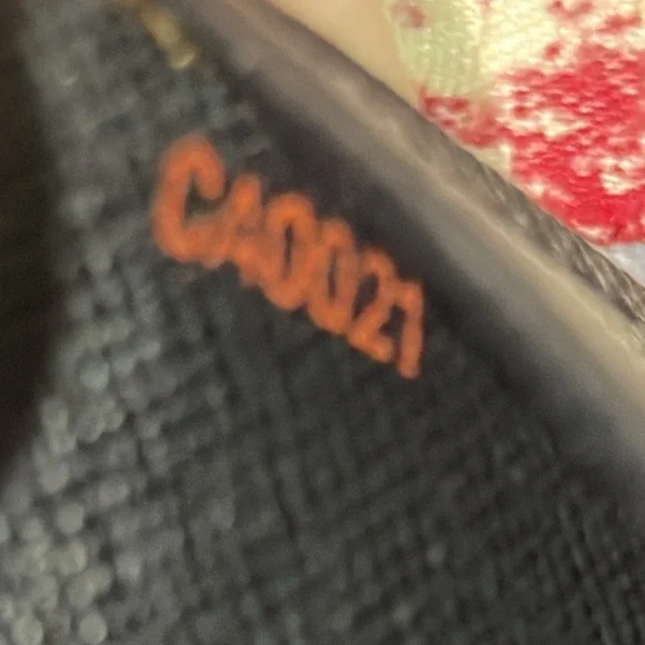 Louis Vuitton Black Leather Passport Cover/Agenda PM - Picture 13 of 15